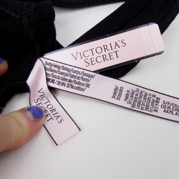 nwt bundle set of 2 VS logo bra and panty - Picture 3 of 5